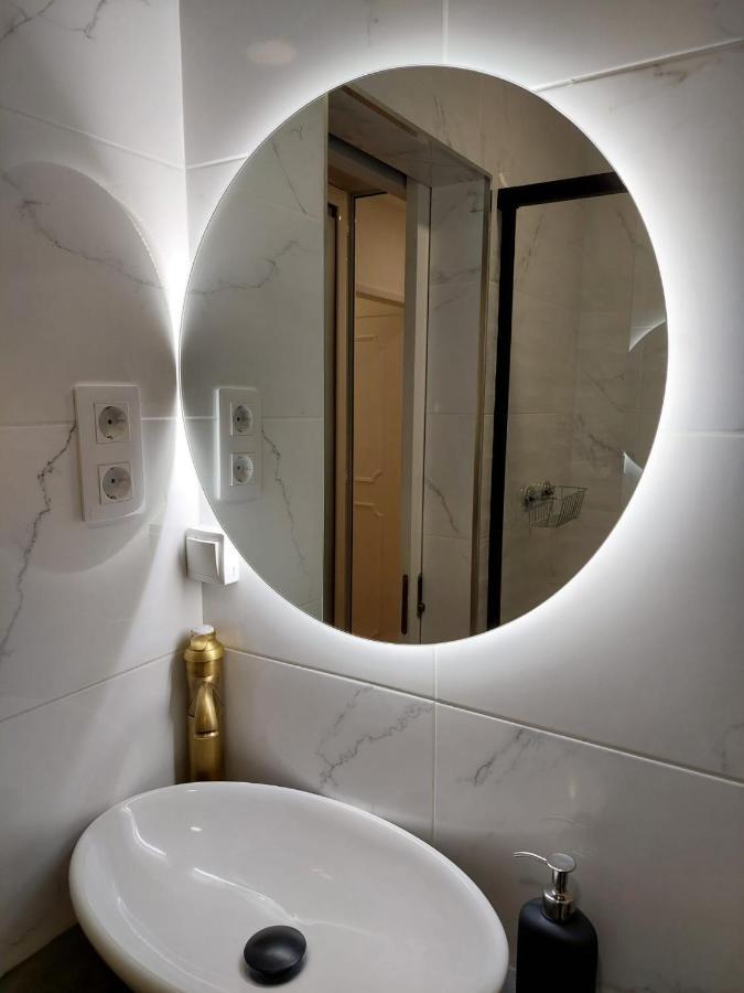 Lisbon South Bay Rooms อัลมาดา ภายนอก รูปภาพ