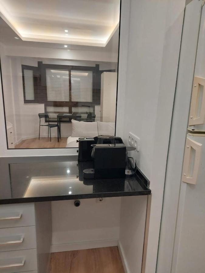 Lisbon South Bay Rooms อัลมาดา ภายนอก รูปภาพ