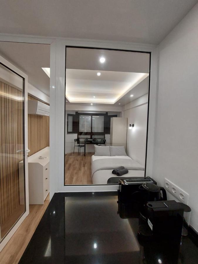 Lisbon South Bay Rooms อัลมาดา ภายนอก รูปภาพ